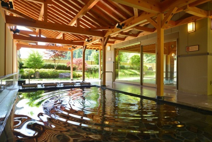 おもてなしの宿 渓山閣（京都府 亀岡市）大自然に囲まれた温泉で至極の癒しを堪能！