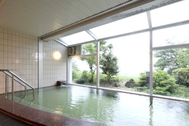 たちばなの郷城山(群馬県渋川市)本格日本料理と眺望抜群露天風呂ばんどうの湯を堪能