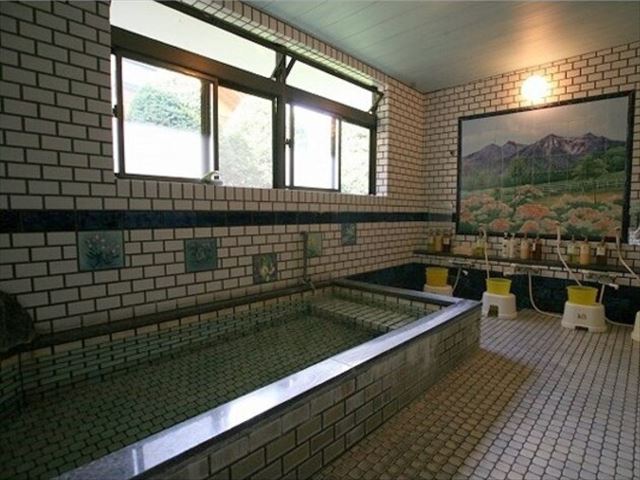 ◆浴室・女湯◆　尾瀬の水芭蕉の風景画 