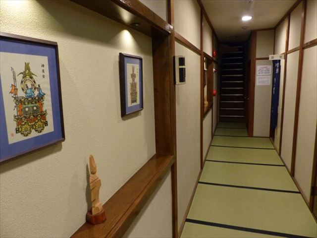 館内の廊下(1階)