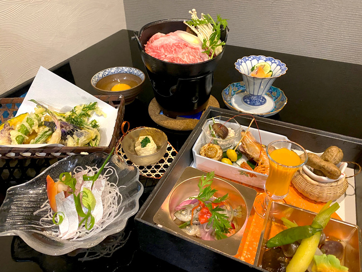 箱根・御殿場の旬の食材をふんだんに取り入れた和食膳