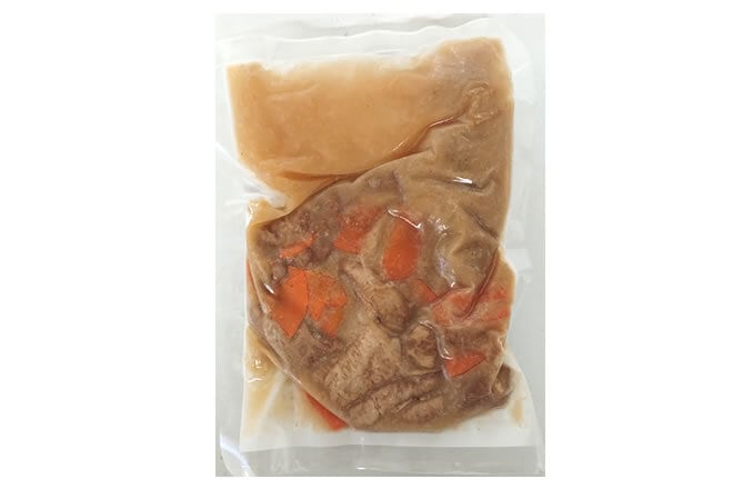 【8食】国産豚を使用！特製だれで仕上げた「豚モツ煮込み」