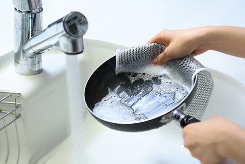 キズが付かない特殊加工！傷をつけずに食器の汚れを落とせちゃう★かきとるメッシュクロス大判タイプ12枚（3枚入×4セット）【送料無料】