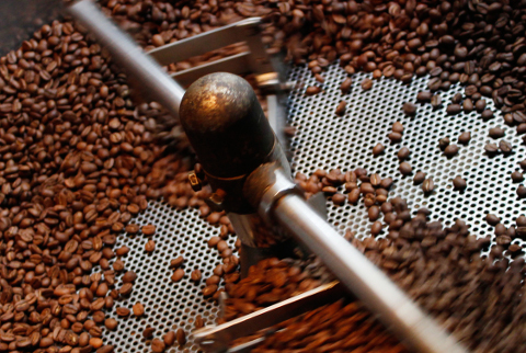 【送料無料】コーヒーの匠が生豆から厳選した「特選ブレンド500g(中挽きor豆)」