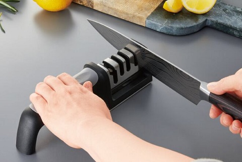【送料無料】順番に研ぐだけ 4連式シャープナー&ハサミも研げる