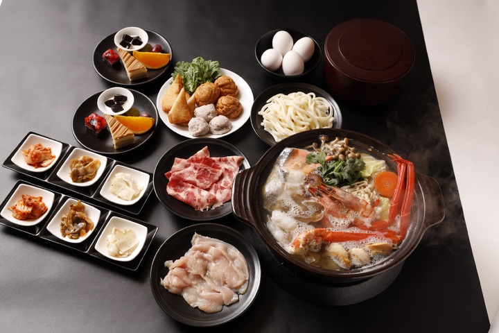 ■夕食(一例：海鮮鍋)