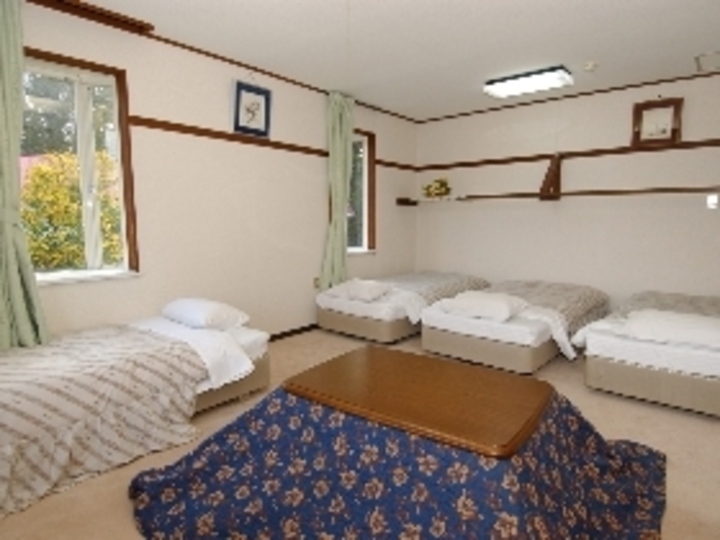 ４人部屋