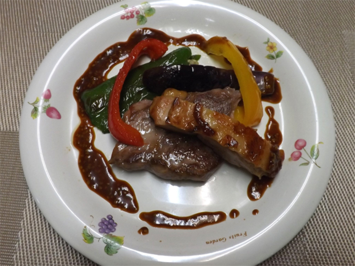 二種類のお肉料理