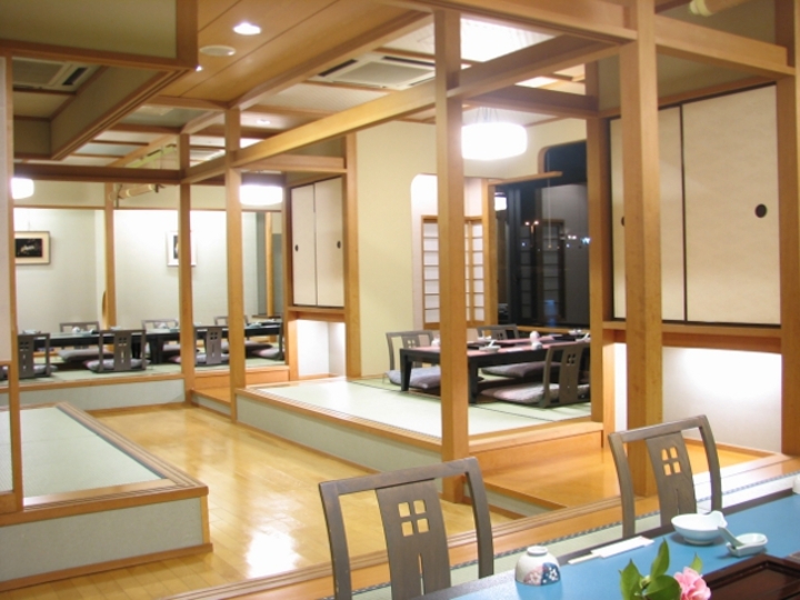 桟敷料理茶屋・『花かがり』