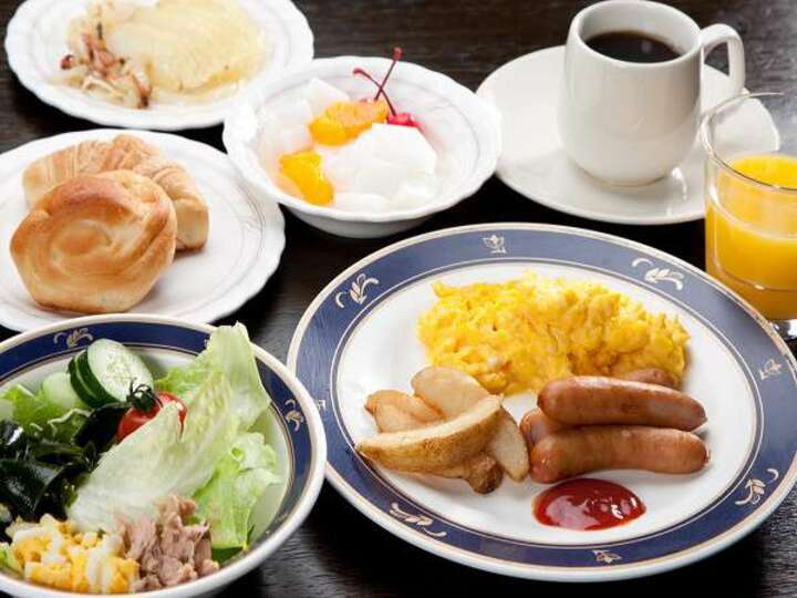 朝食バイキング