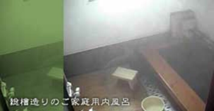 総檜造りの内風呂 