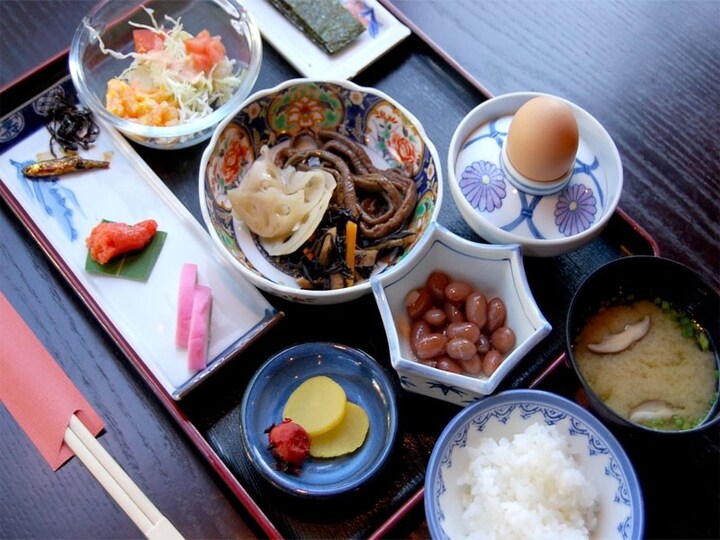 ご朝食 一例