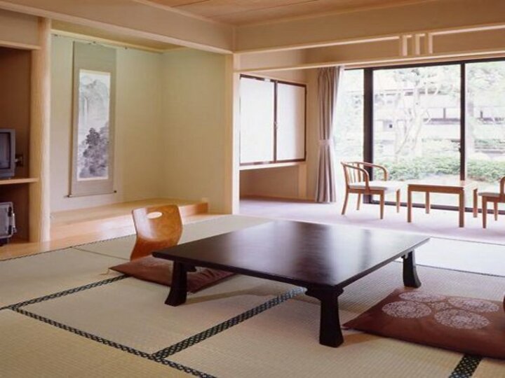 西館和室10～12畳[BT付]