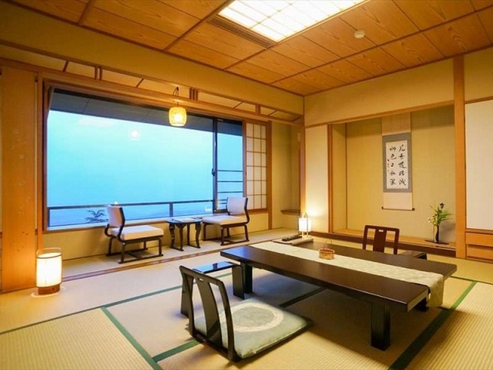 【東館最上階・禁煙・和室12畳】上州大パノラマ！特別展望客室 