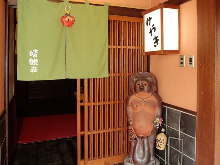 お食事処「けやき」（入口）