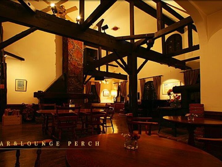 BAR & LOUNGE PEACH　（バー・ラウンジ　パーチ）