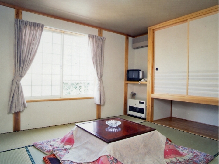 ゆったり落ち着ける和室A[洗面・トイレ付].