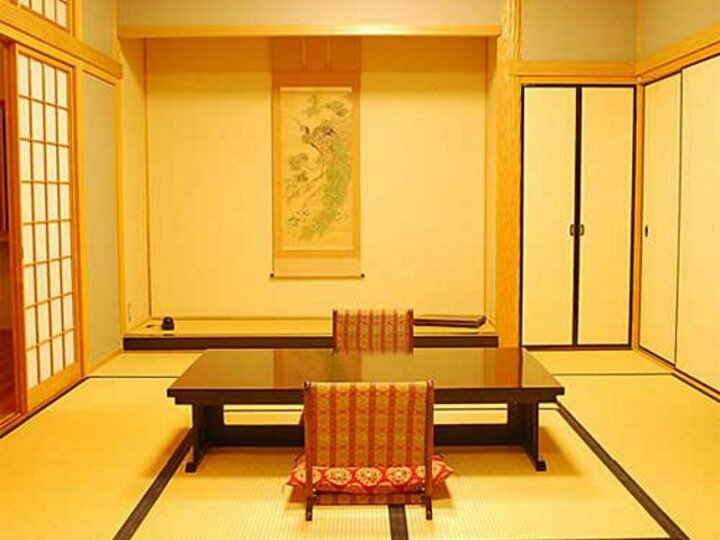 和室（トイレ付）