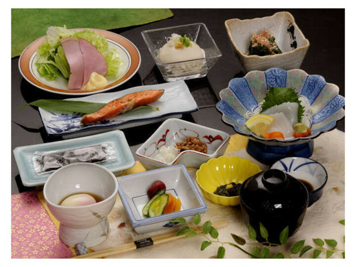 ご朝食 一例
