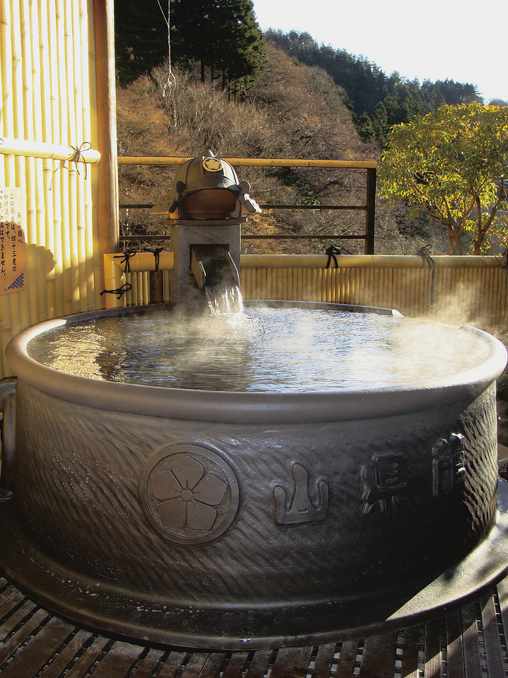 露天風呂付客室（しゃくなげ）