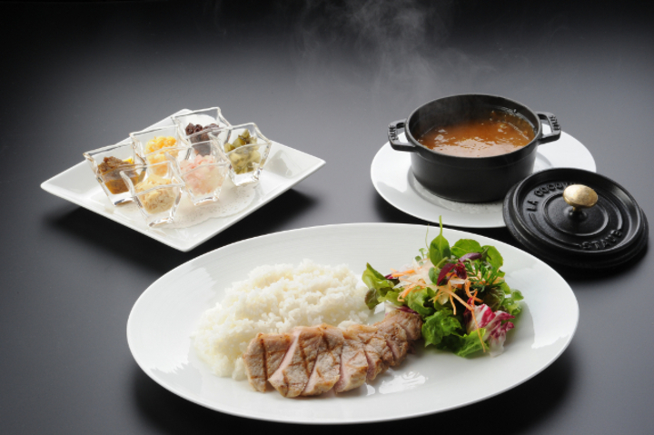 ランチ・ポークカレー