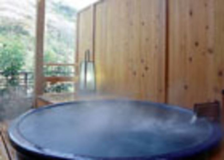貸切露天風呂　三の丸湯【花筺】 
