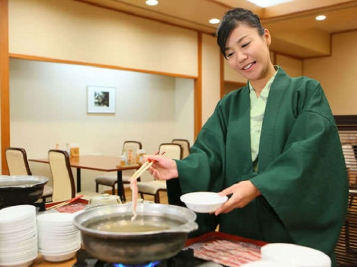 夕食バイキング②上州もち豚のしゃぶしゃぶしゃぶしゃぶ