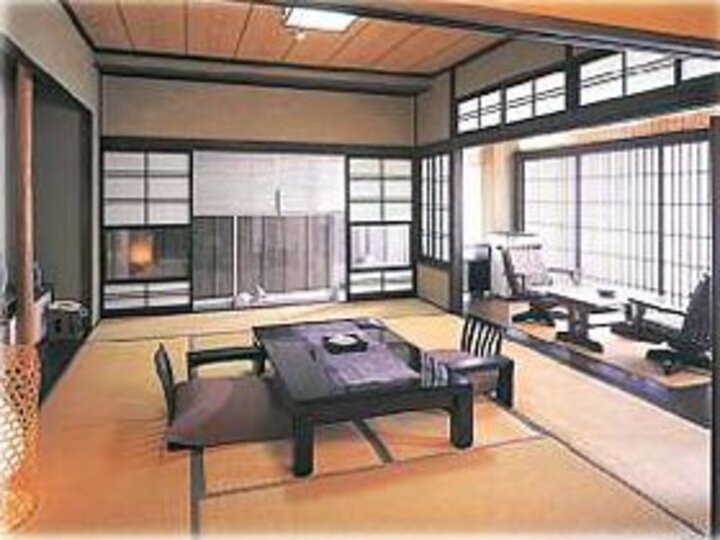 吊り橋の宿☆【寛ぎの和室】