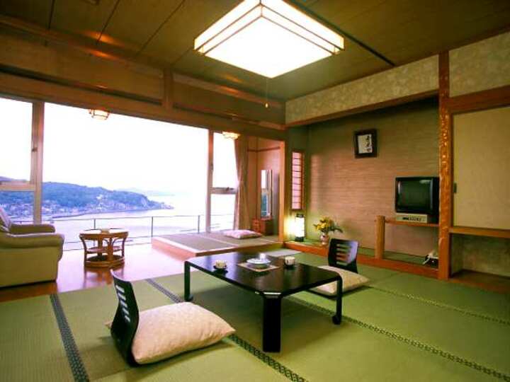 海幸園・和室（バストイレ付）