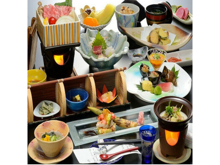 山形旬綴り膳
