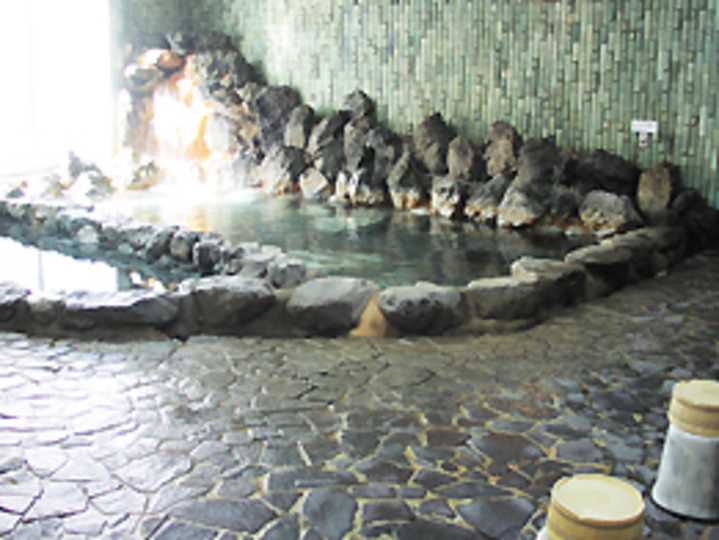 岩風呂（女湯） 