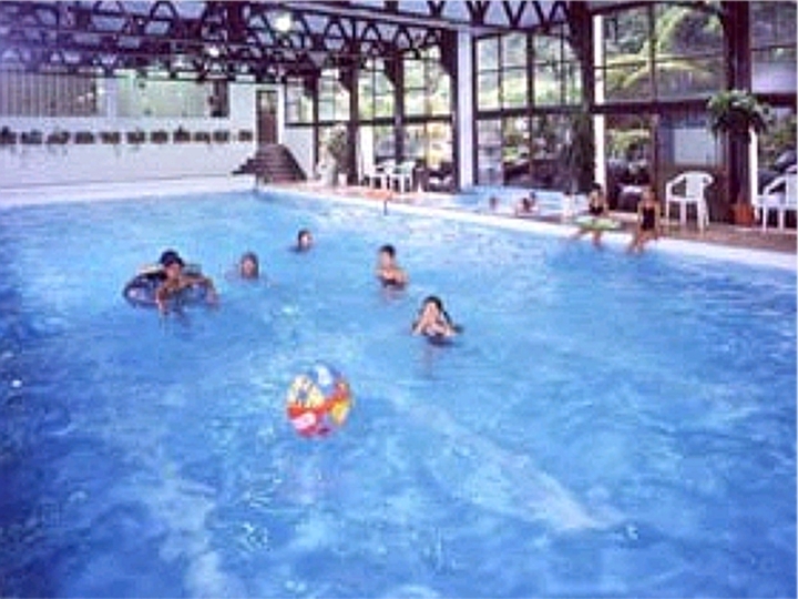 室内プール