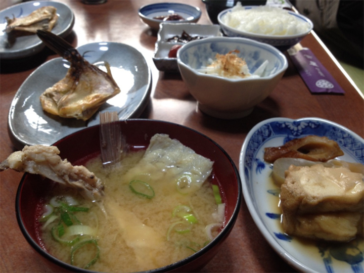 朝食