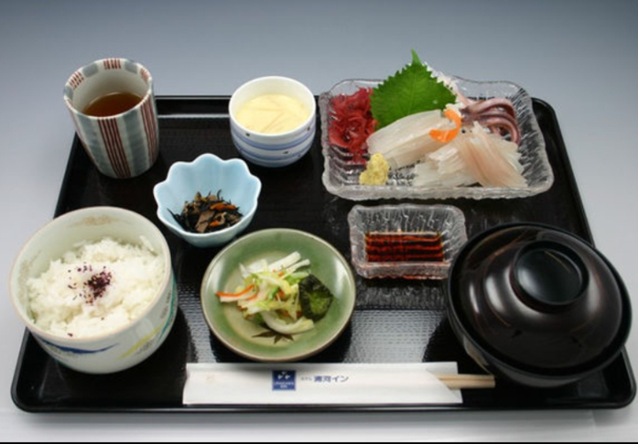 イカ刺し定食