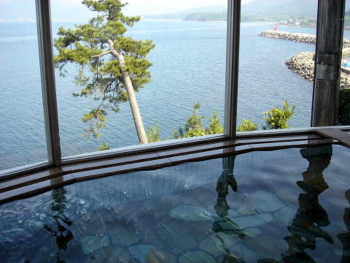 大浴場　（男湯・女湯）