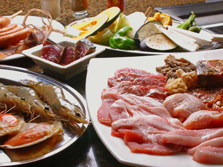 南紀すさみ名産の絶品食材イブの恵み、牛肉、獲れ立て海鮮が食べ放題！