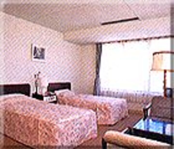 洋室ツイン（バストイレ付）