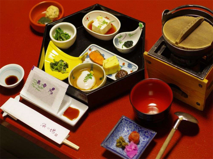 朝食