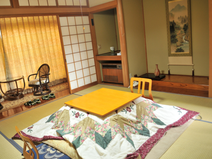安眠敷き布団採用・和室6～8畳（トイレ付）