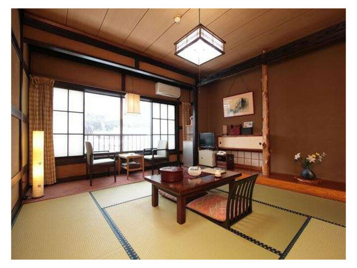 せせらぎ館 和室８畳.