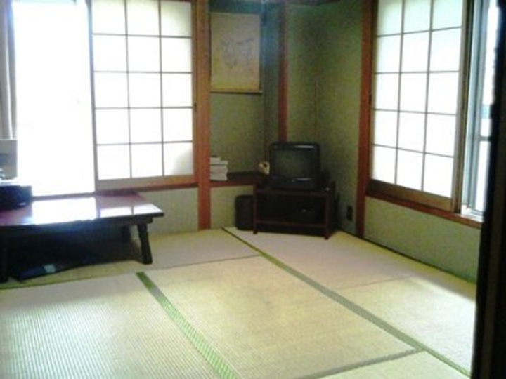 和室６畳（３人用）