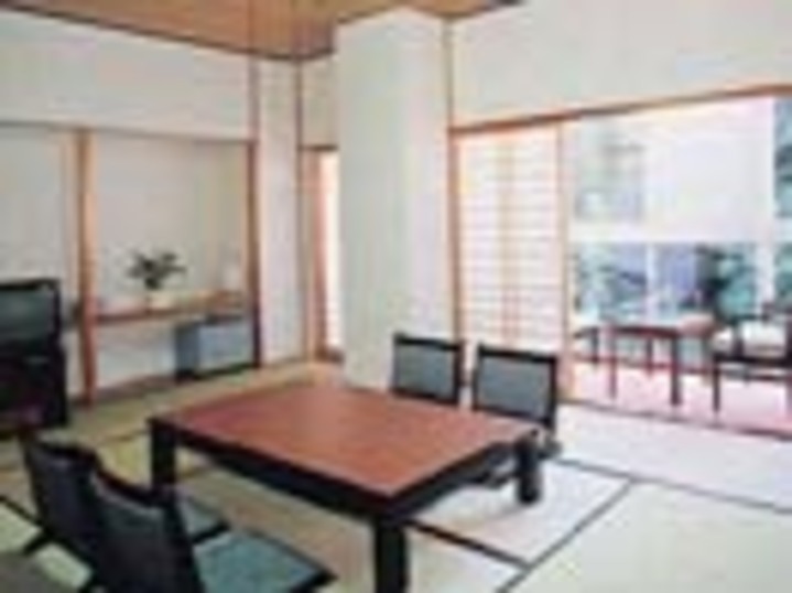 和室8～10畳（トイレ付）