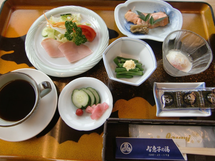 朝食