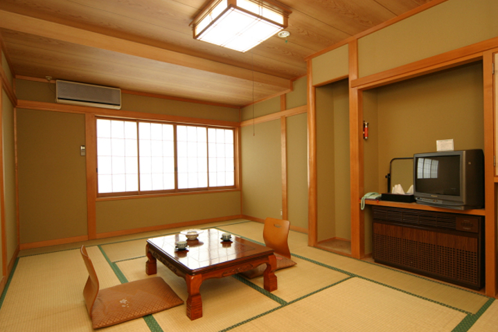 和室17畳・20畳（バストイレなし)