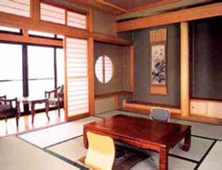 和室（トイレ付）