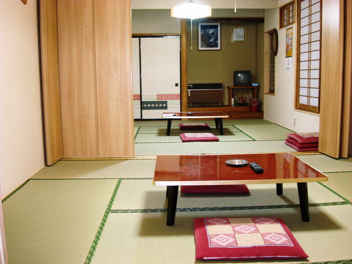 和室１６畳