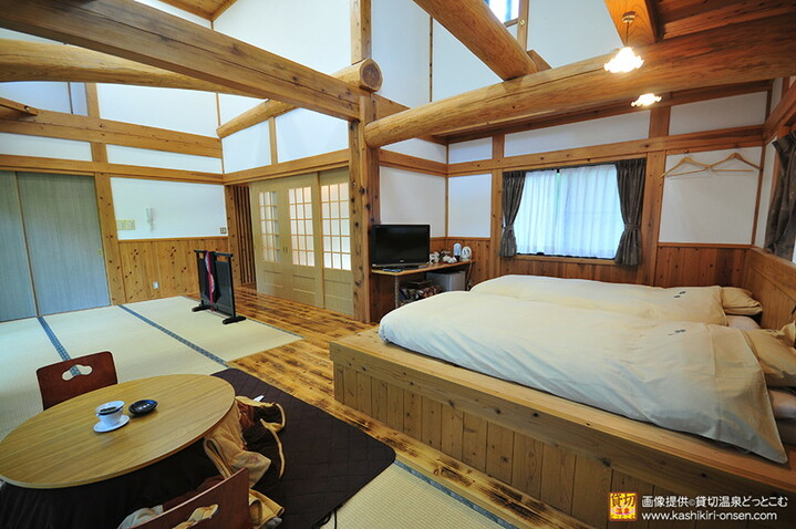  20畳和洋室★ヒノキの露天風呂付き特別室