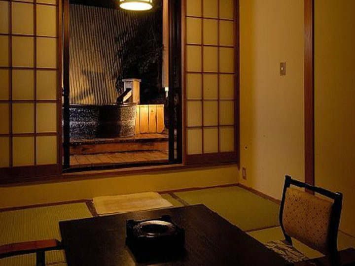 露天風呂付のお部屋「小室」
