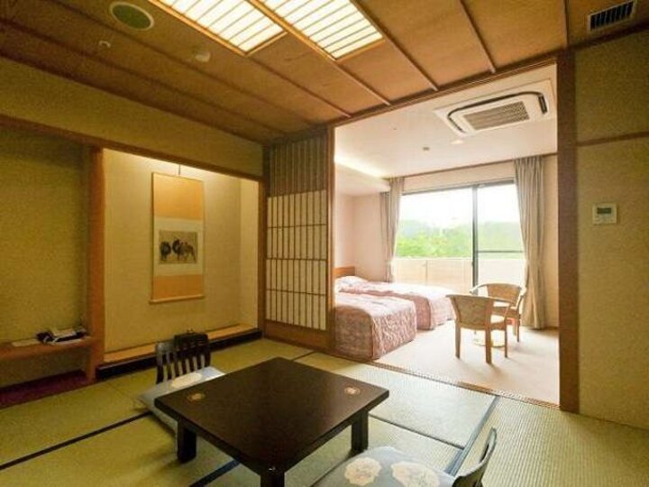 【標準】龍宮殿 新館（和室8畳＋ツインベットルーム）.