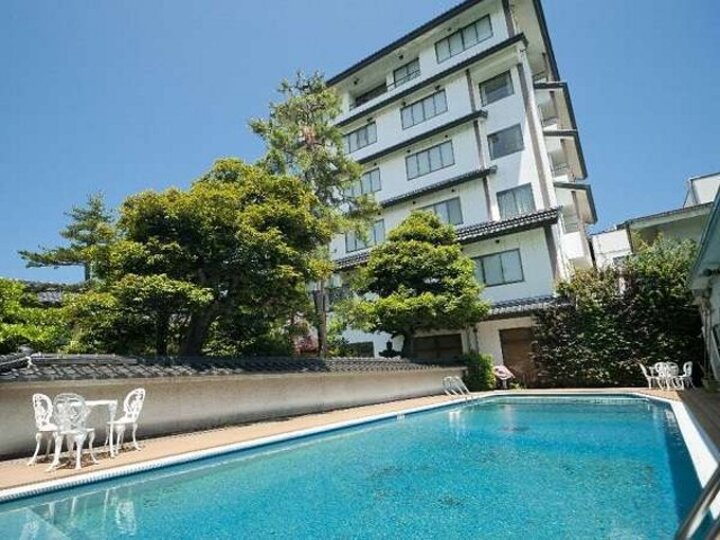 屋外プール